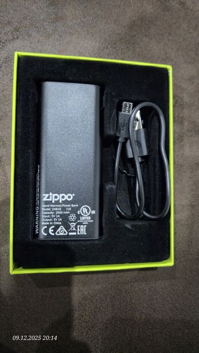 2 x powerbanki : Powerbank  10000 mAh 10 watt + powerbank ogrzewacz rą