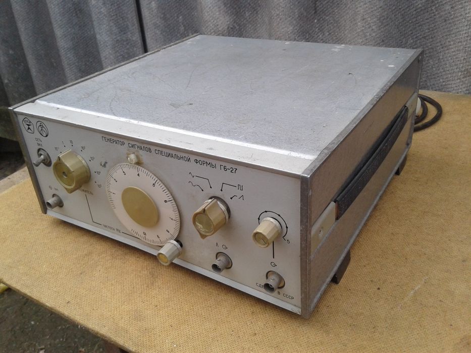 Генератор сигналов специальной формы Г6-27 СССР прибор Г6 - 27 прилад