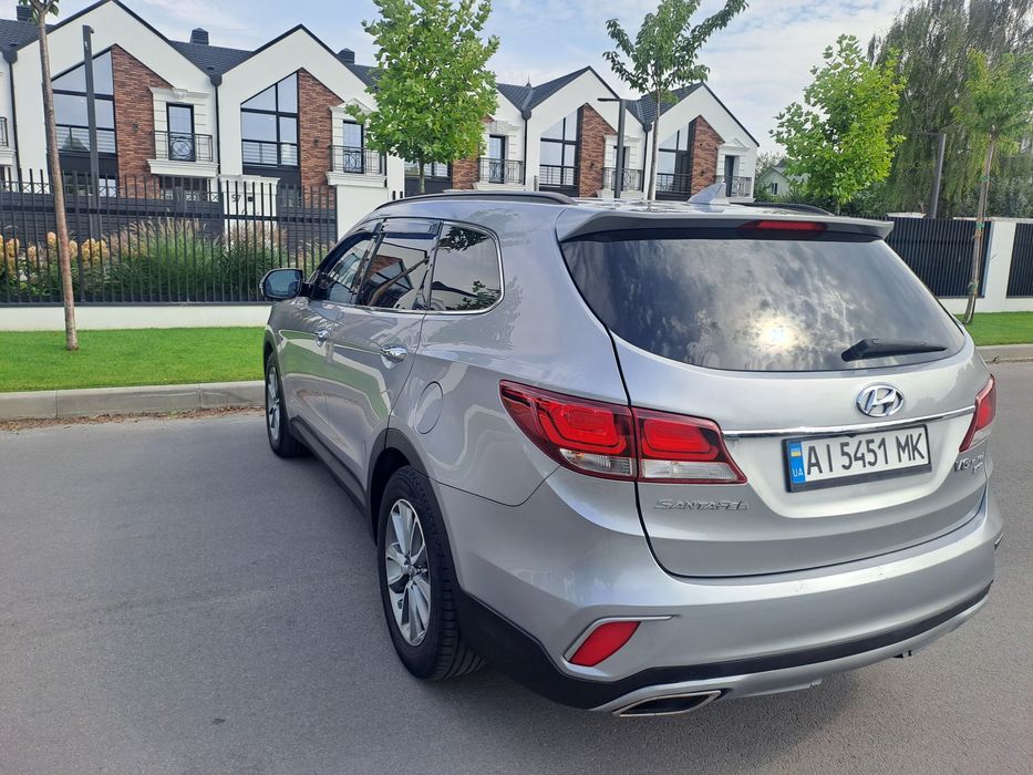 Продам гарне авто Hyundai Santa FE