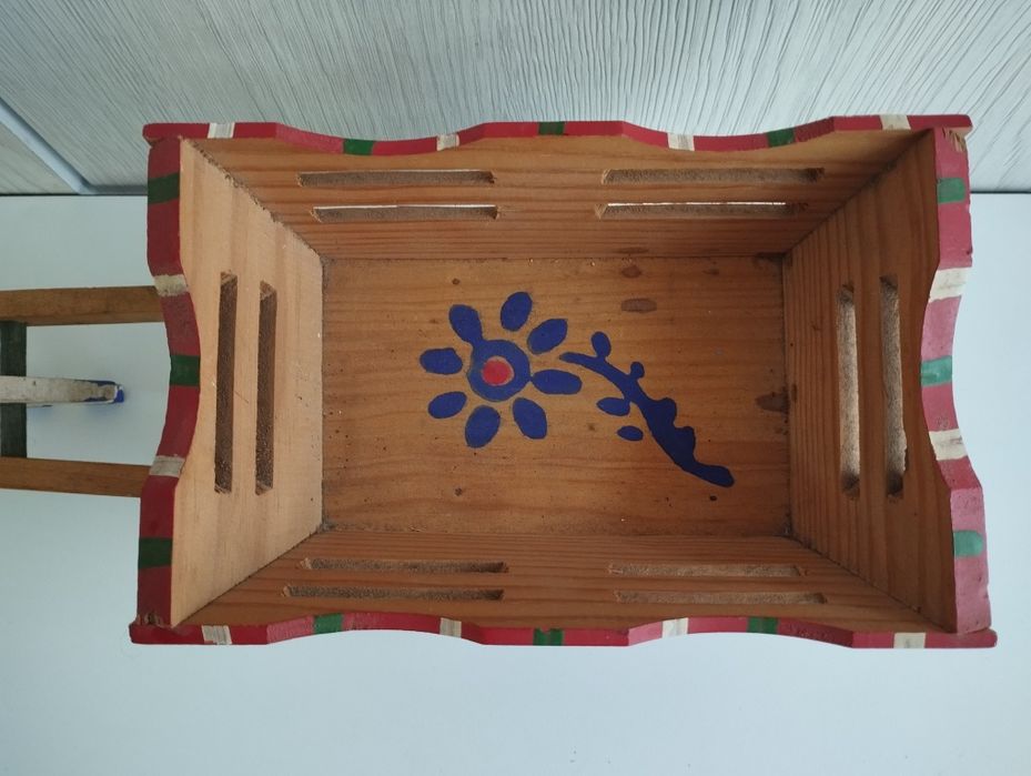 Brinquedo artesanal Carroça