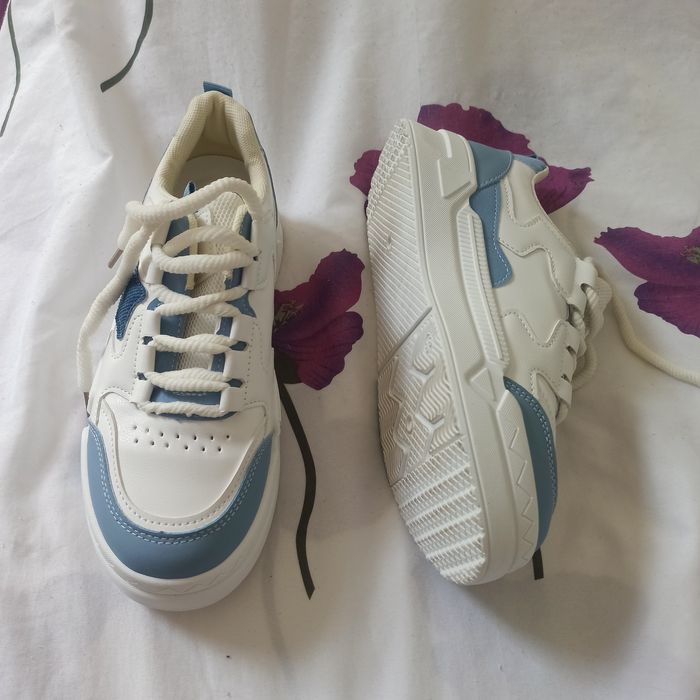 Buty damskie,nastoletni