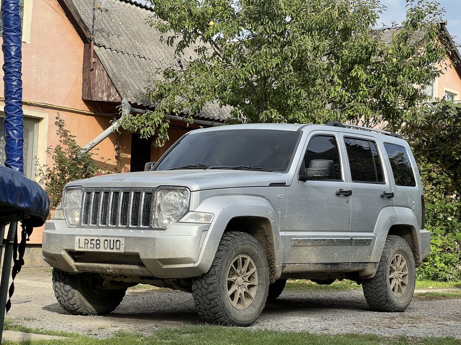 Jeep Cherokee Liberty 2.8crd