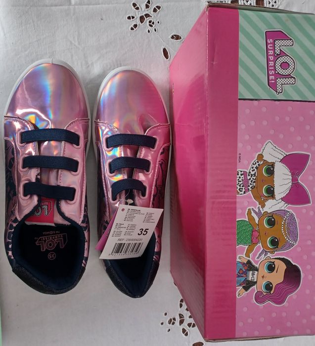 Tenis LOL novos com etiqueta