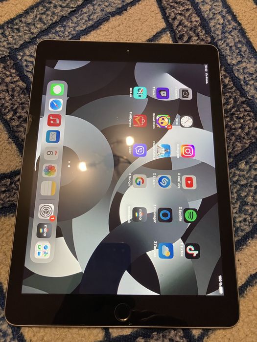 Ipad 5-го покоління 128gb