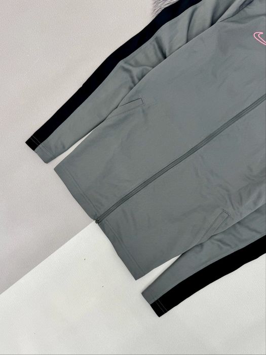 Жіноча кофта Nike С розмір Р33