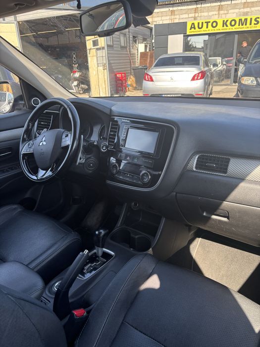 Mitsubishi outlander