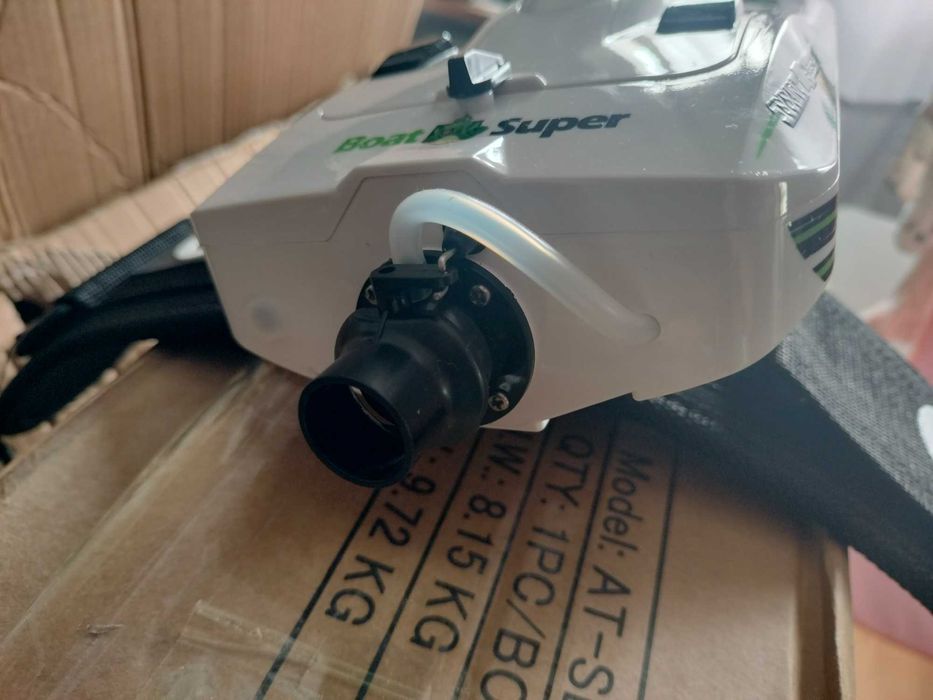 Barco telecomandado SuperDino (novo)