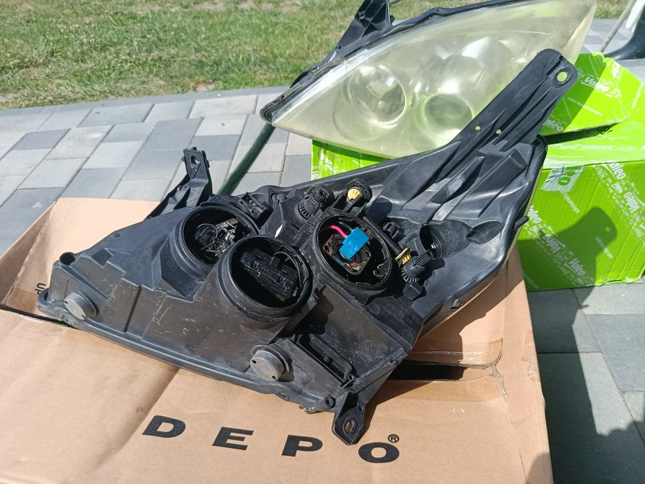 Vectra C lampy przednie