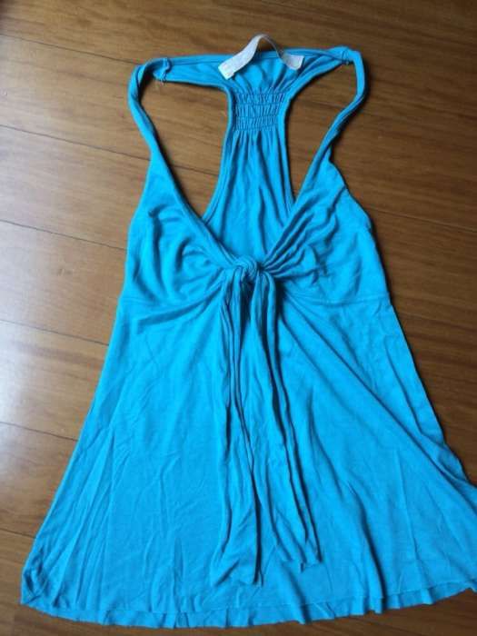 tops de marca com pouco uso