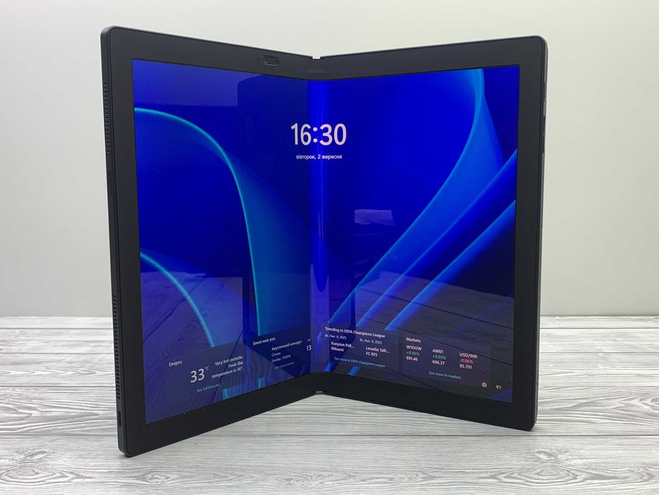 Lenovo ThinkPad X1 Fold G1 | 13.3" QHD+ Touch | i5 | 8GB | 512GB