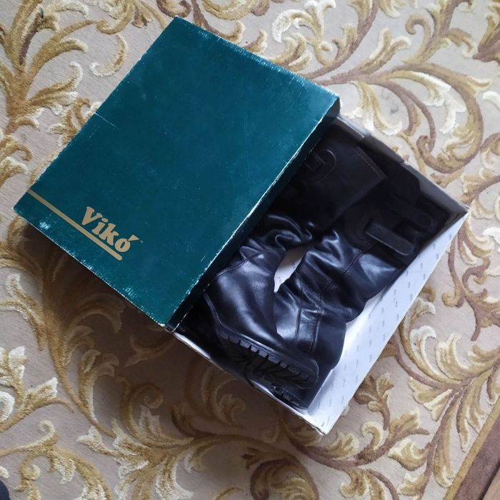 Сапоги женские зимние, кожаные, производства Италии