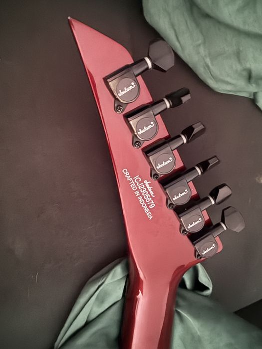 Gitara jackson demmelition