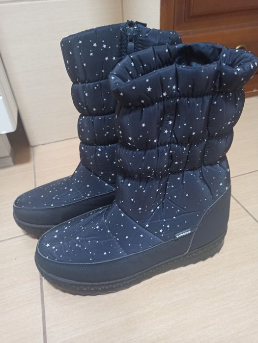 Жіночі чобітки дутіки