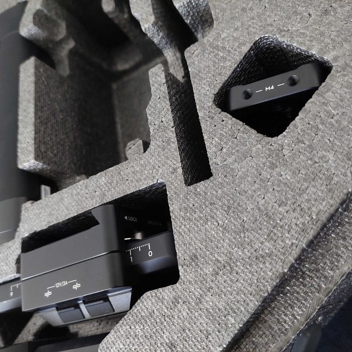 DJI Ronin S - Essentials Kit (Like New)64551387856259124