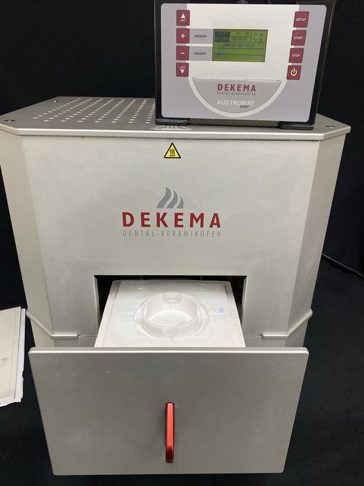 Піч для синтеризації DEKEMA Austromat baSIC