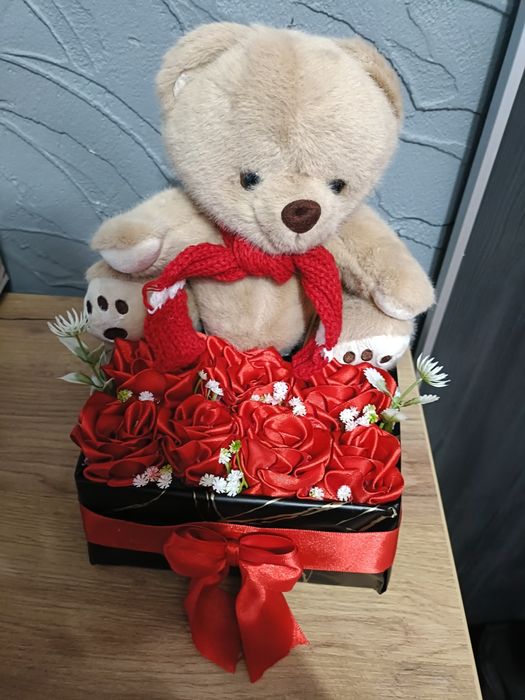 Box prezentowy z misiem