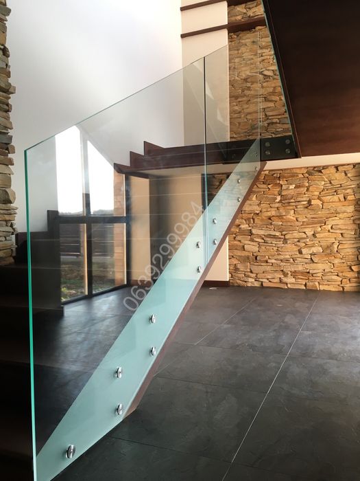 Перила з нержавіючої сталі та скла,скляні тераси,балкони зі скла