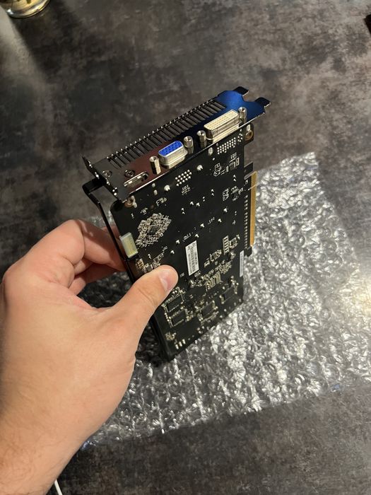 Karta graficzna EAH5770