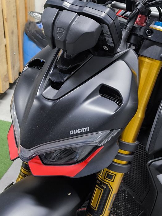 Ducati Streetfighter V4S
