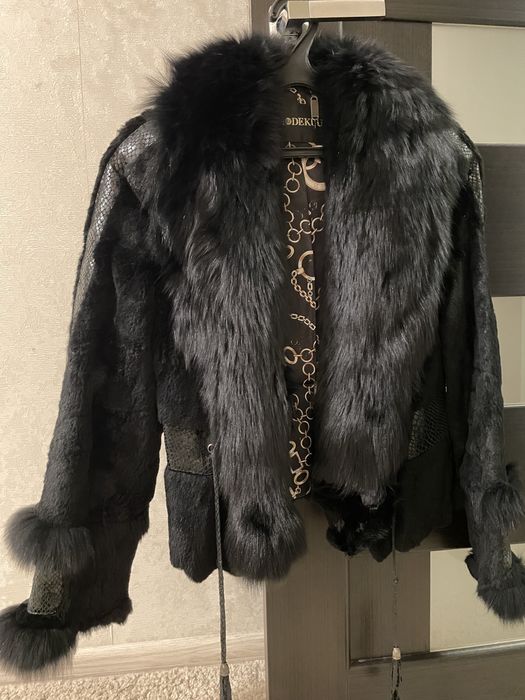 Натуральна прекрасна шуба