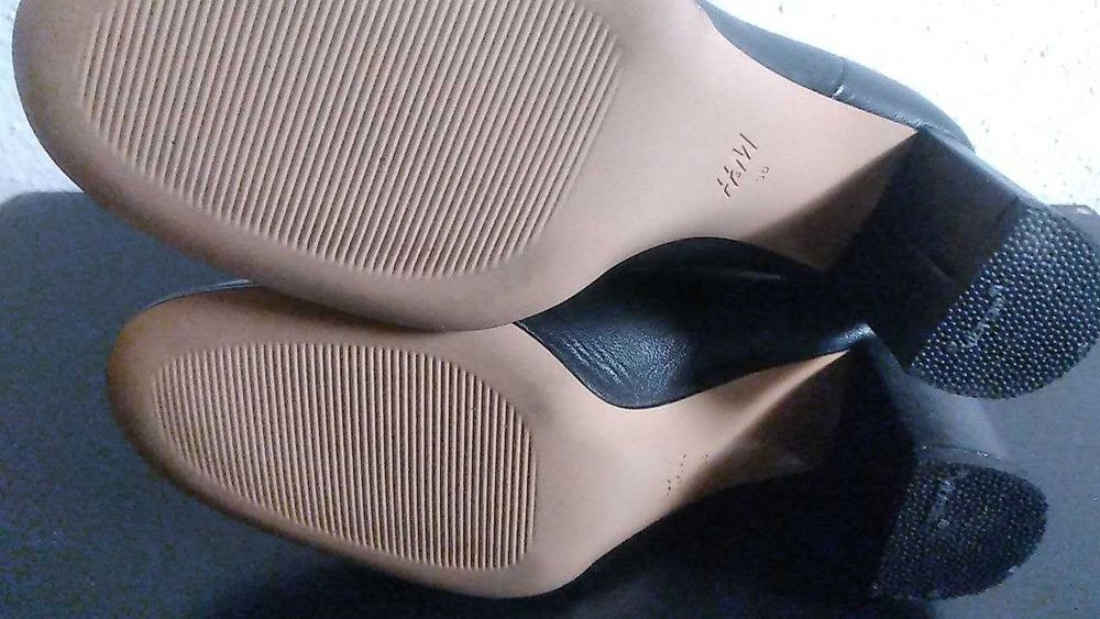 Босоніжки Buffalo  розмір 37