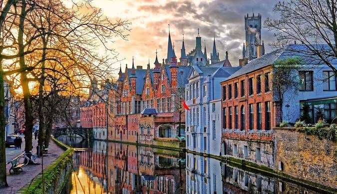 "Guia American Express - Bélgica e Luxemburgo" -> NOVO
