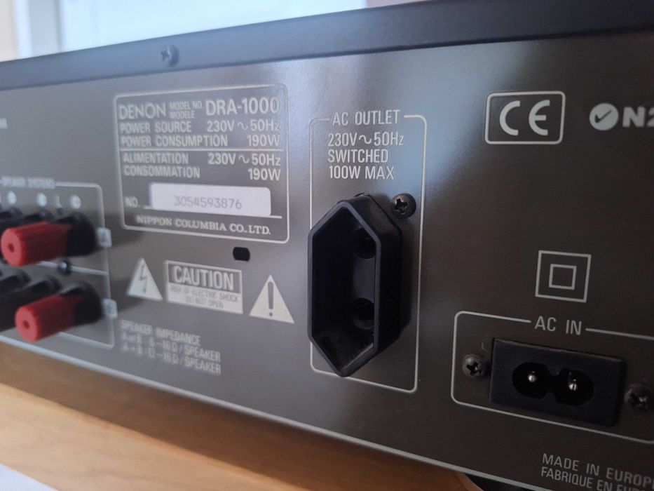amplituner Denon DRA-1000