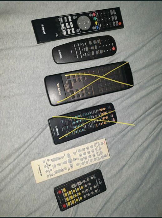 Pilot Philips nie... Technics Onkyo Hitachi Yamaha Pioneer Denon