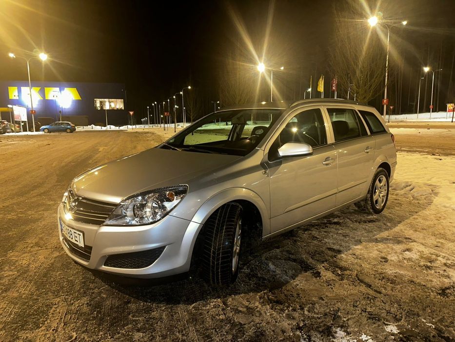 Опель Астра універсал