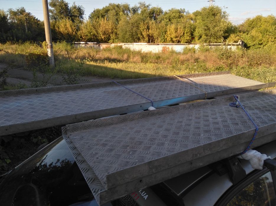 Для дома строительные леса или трапы