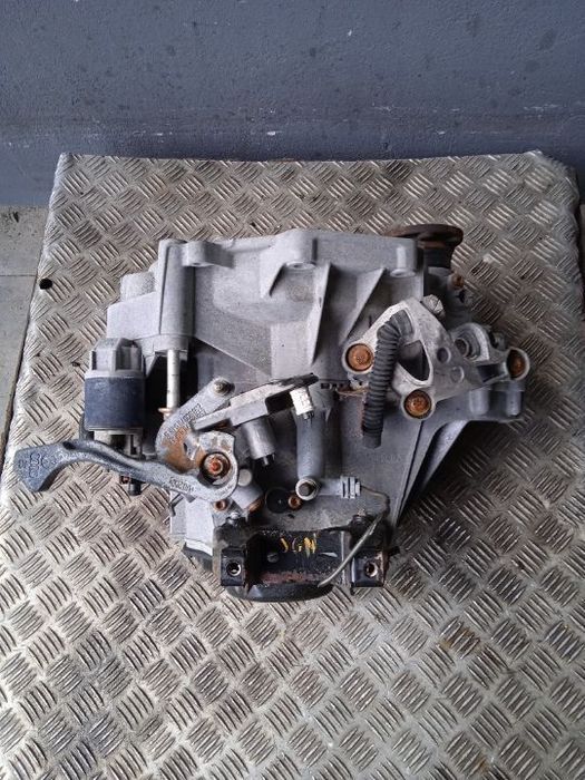 Caixa de velocidades Volkswagen 1.2 12v REF: JGN
