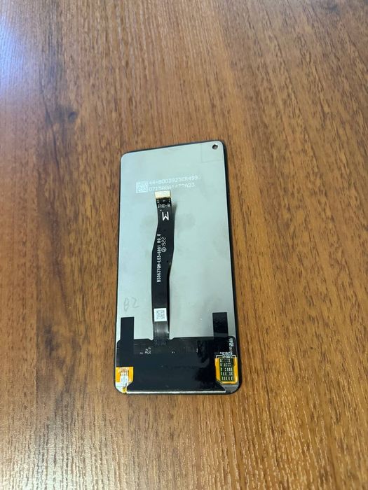 Дисплей Huawei Honor 20 з тачскріном

Пропоную дисплейний моду