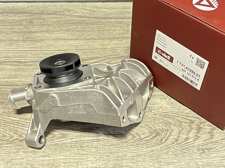 Помпа skoda fabia 1.4