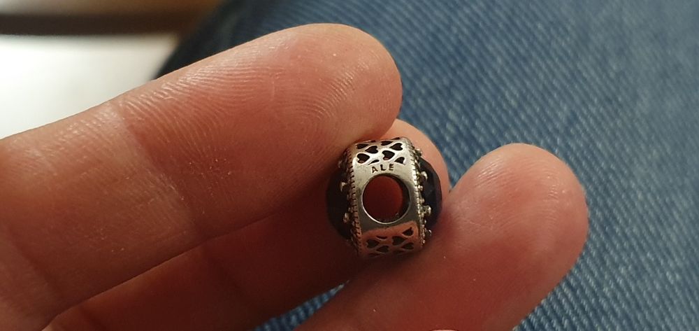 Charms Pandora ciemnoniebieskie serca