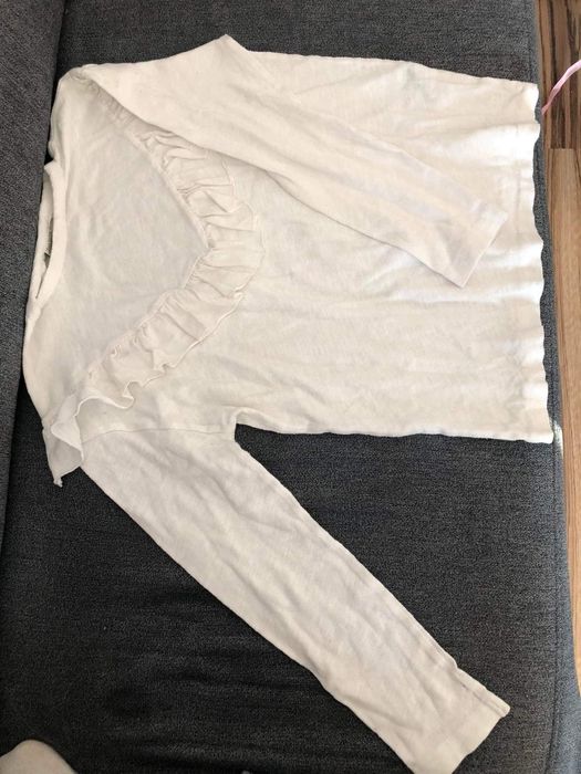 L9  Sweterek rozmiar 140