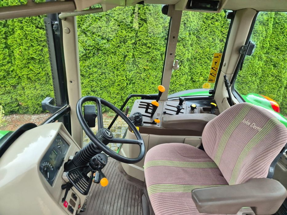 Ciągnik John Deere 6620
