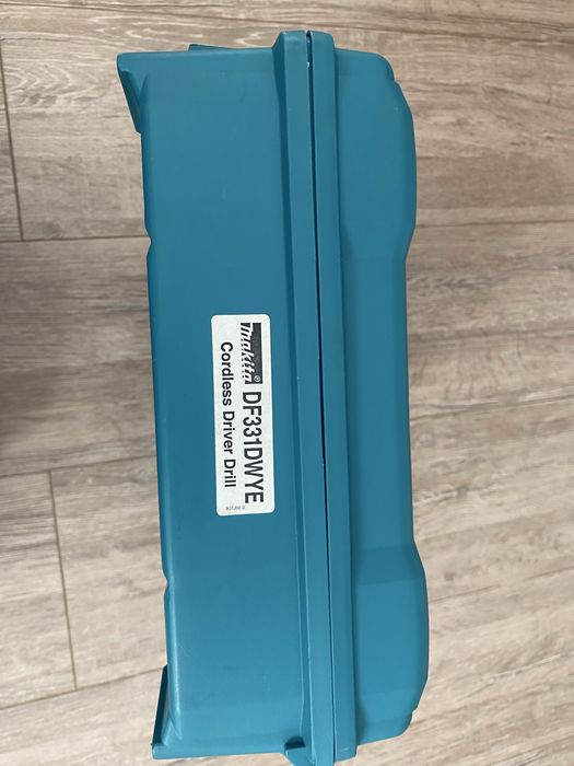 Шуруповерт, гайковерт, шурік, дрель Makita DF331DWYE