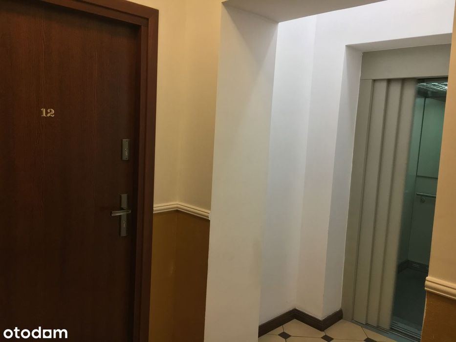 Wygodne, nowoczesne mieszkanie w kamienicy z windą/K-ce Plebiscytowa14