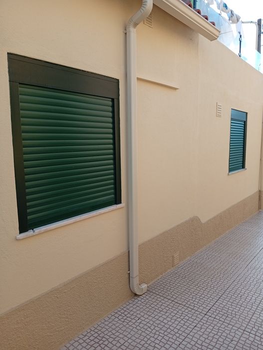 Janela com estores