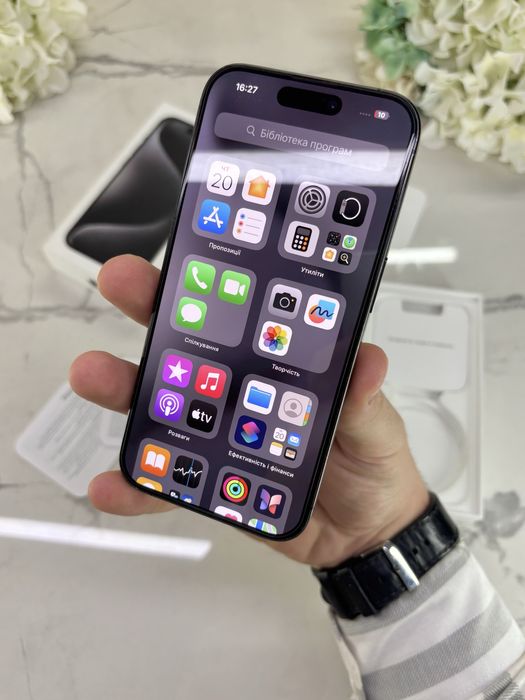 Чудовий iPhone 15 Pro 128GB Neverlock BlackTitanium (Магазин Гарантія)
