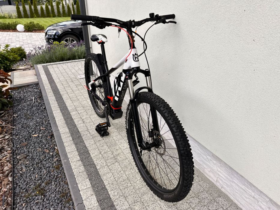 Rower HUSQVARNA - wsp elektryczne Shimano, koła 29, hamulce tarczowe, Deore