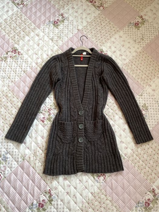 Szary dłuższy kardigan narzutka S 36 H&M wełna moher na guziki