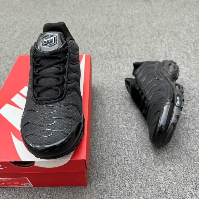 Nike Air Max TN Plus R.44
