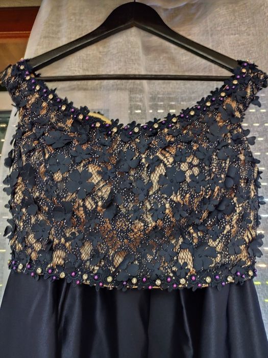 Conjunto muito elegante de cerimónia