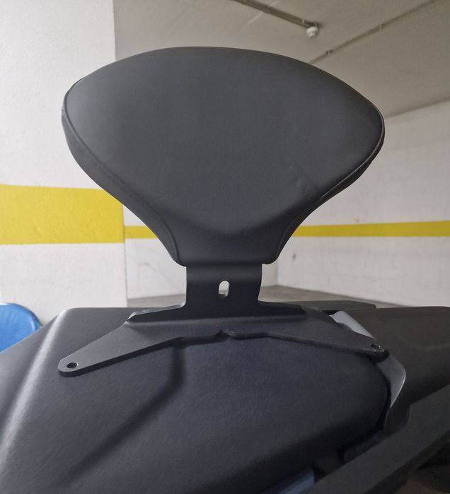 Encosto pendura Sym Maxsym TL500