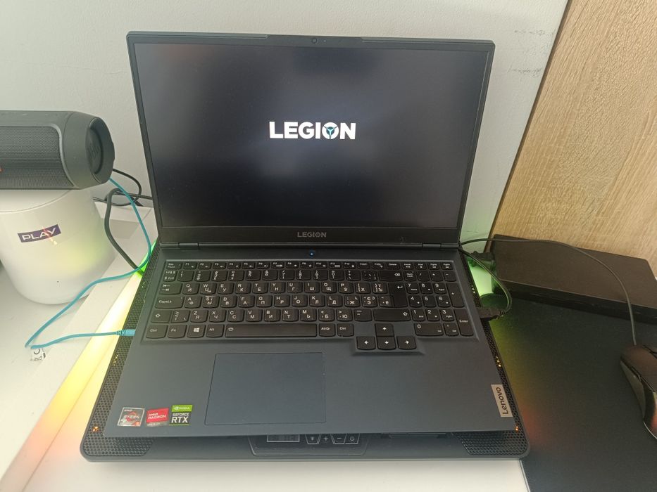 Lenovo legion 5-15ACH6H +akcesoria