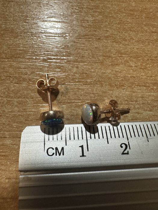 Акція! Сережки - гвіздочок з опалом 1.08г золото 585 проба