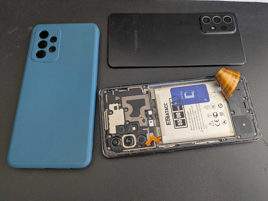 Samsung A52s 5G com placa principal avariada ( conector ) - resto OK, bateria nova