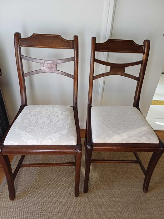 Conjunto mesa e cadeiras de refeição