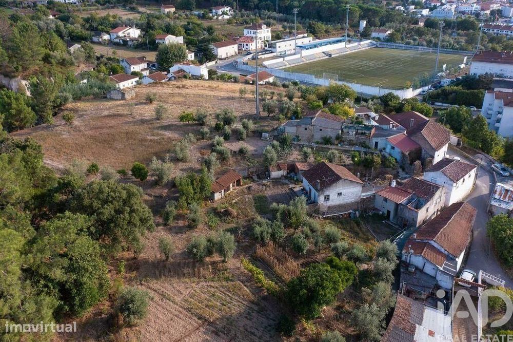 Andar de moradia T2 em Lousã e Vilarinho de 60 m2